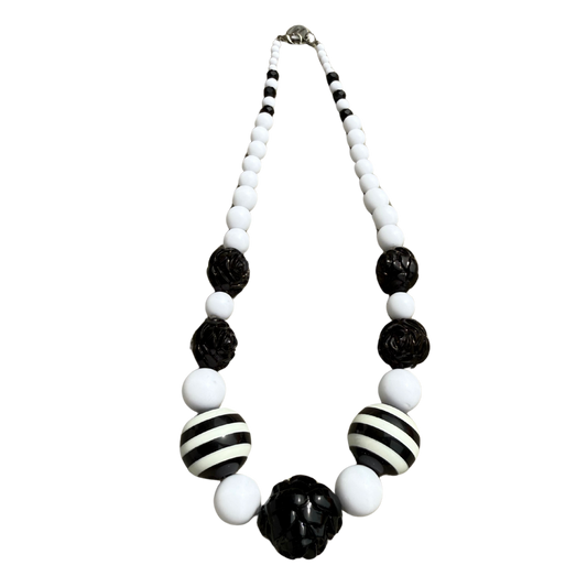 Retro Black and White Necklace
